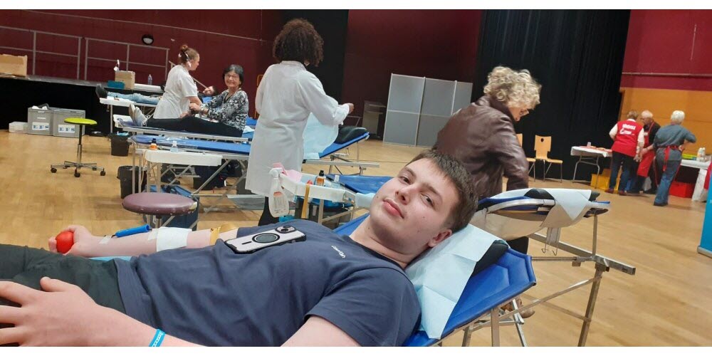 premier don pour matis dufour 18 ans photo marie claude cannard 1728499948